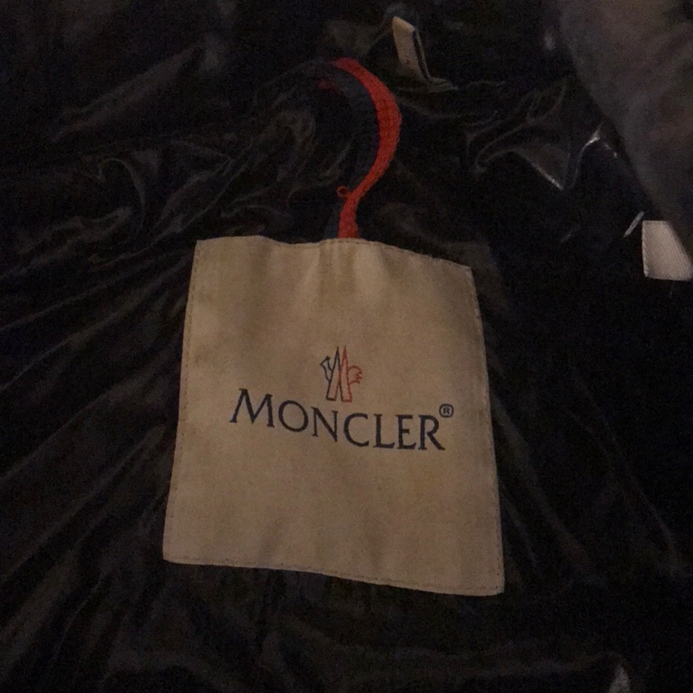 MONCLER VEST SIZE 0 xtra small